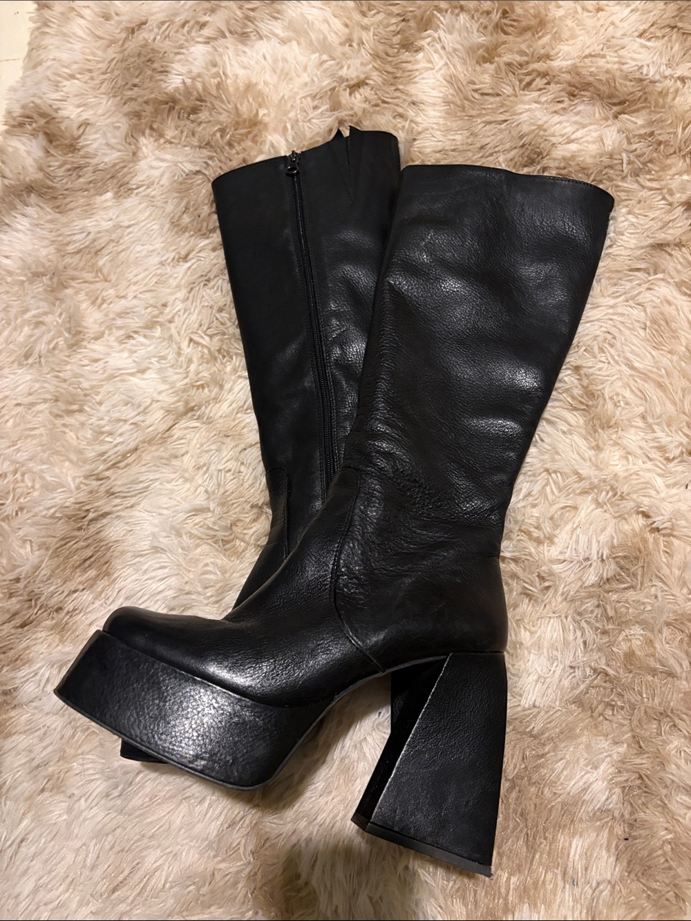 Real leather platform knee highs 🖤